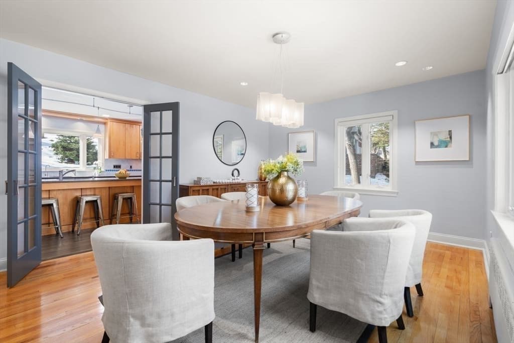 52 Clinton Road, Brookline MA 02445 photo 7