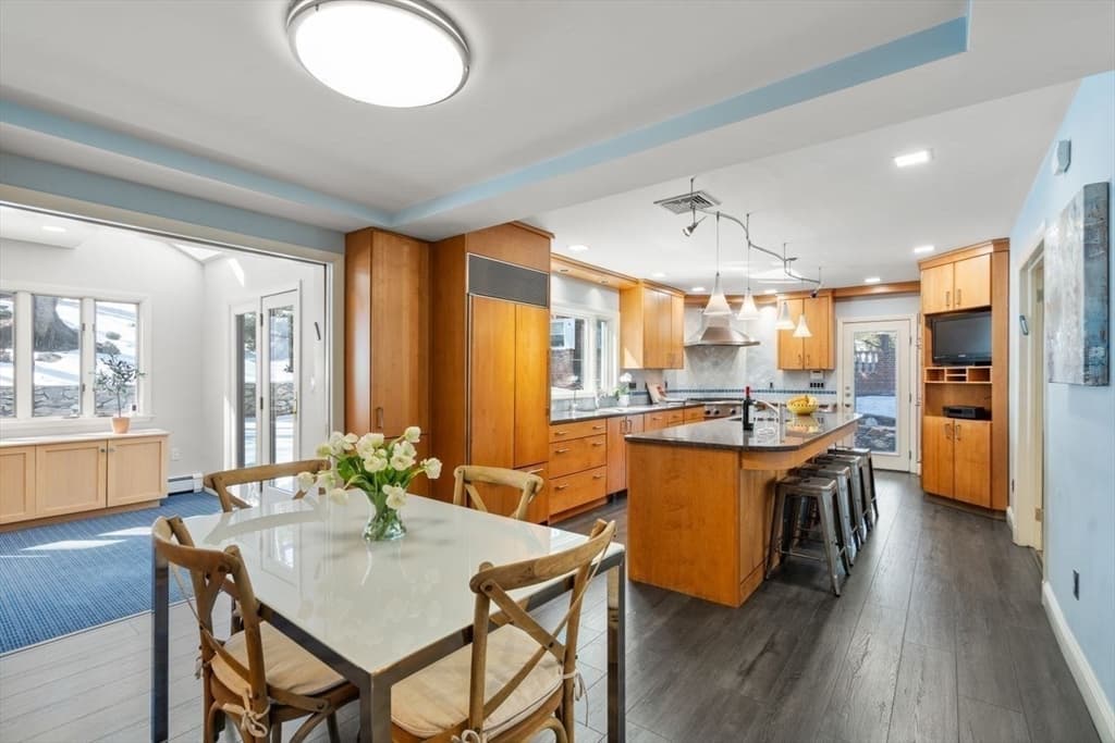 52 Clinton Road, Brookline MA 02445 photo 9