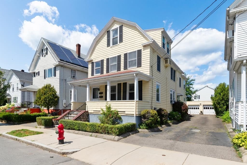 51 Oakland Street, Malden MA 02148 photo 2