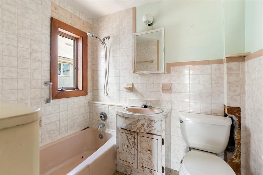 51 Oakland Street, Malden MA 02148 photo 25