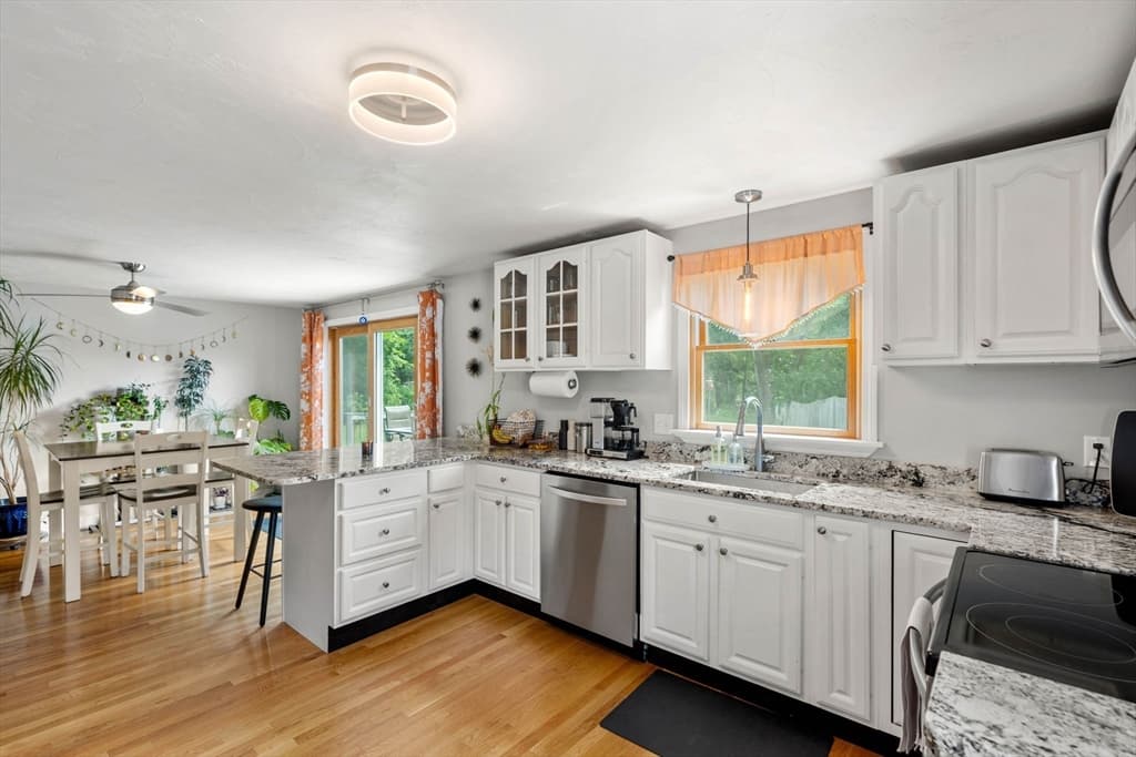 13 Sandy Pond Rd, Ayer MA 01432 photo 4