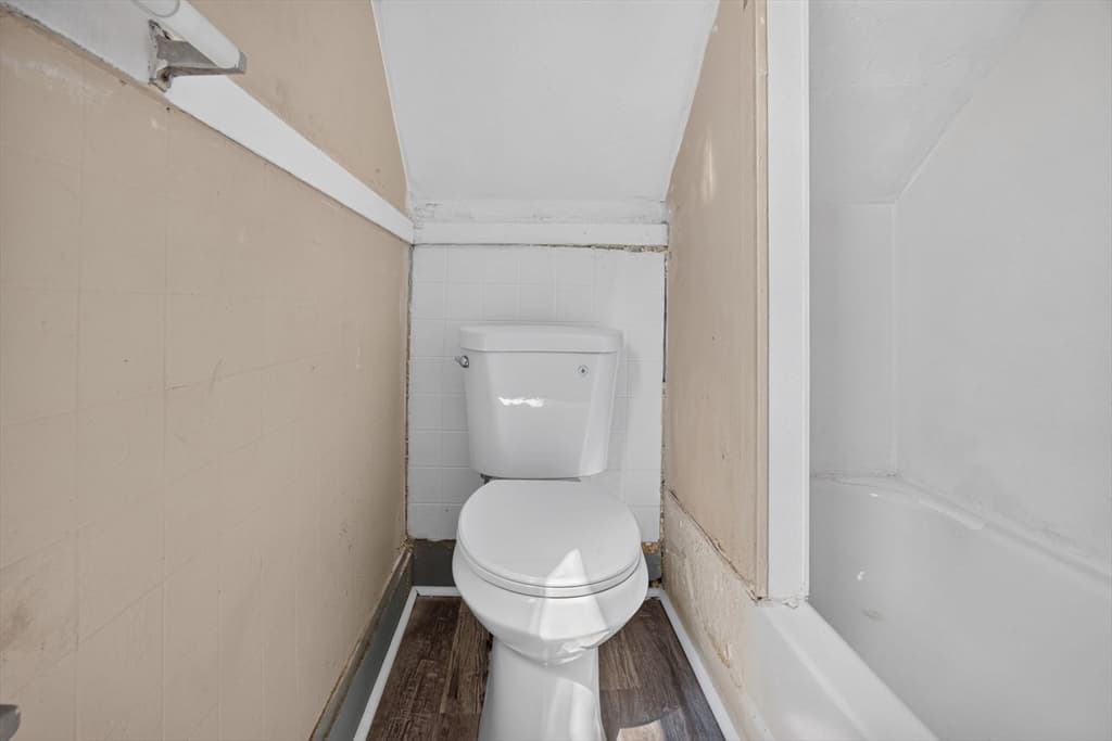 37 Fourth St, Lowell MA 01850 photo 37