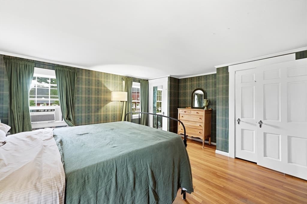 176 Sherburne Ave, Tyngsborough MA 01879 photo 9