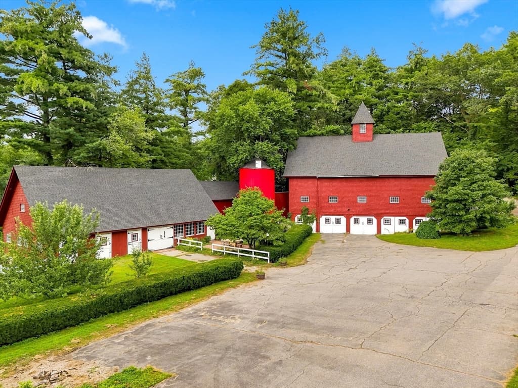 176 Sherburne Ave, Tyngsborough MA 01879 photo 24