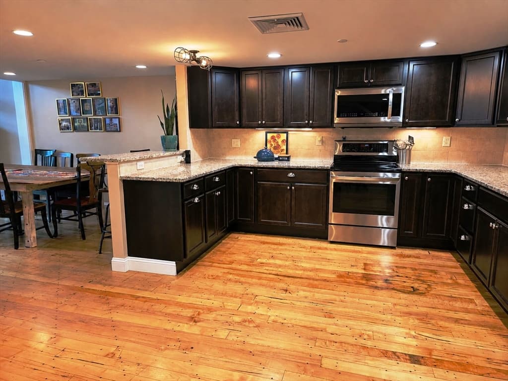 1 Tupperware Drive # 235, North Smithfield RI 02896 photo 3