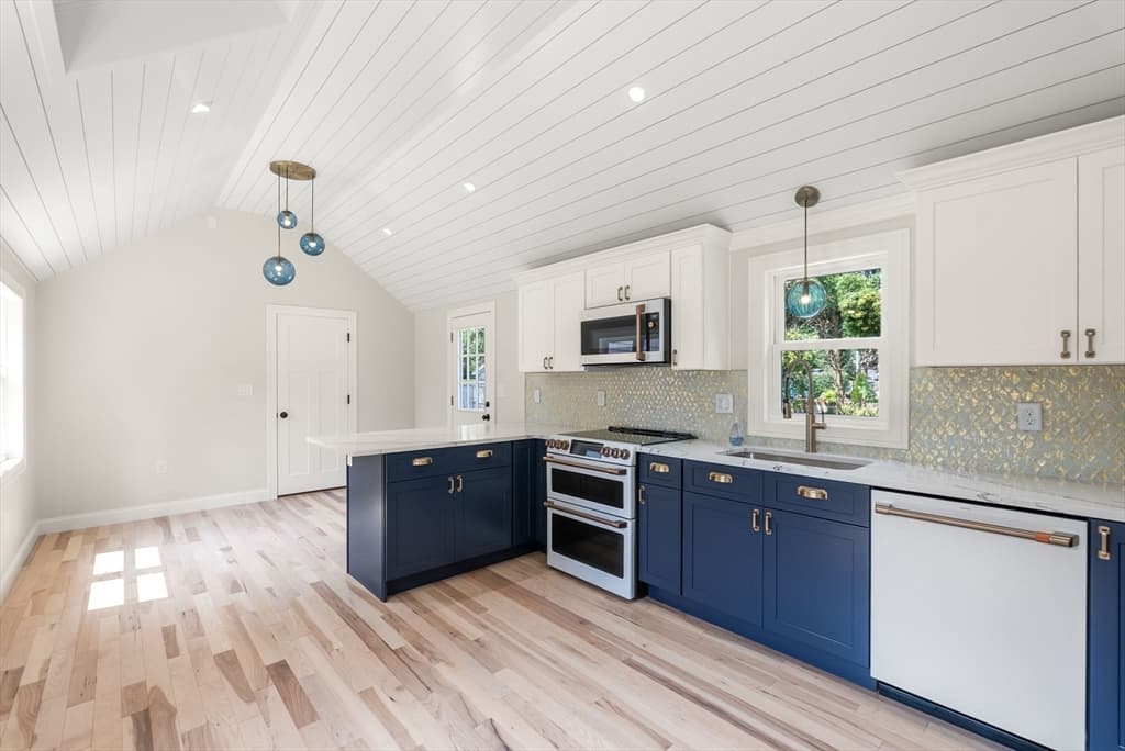 20-22 Glendale Lane, Harwich MA 02645 photo 5