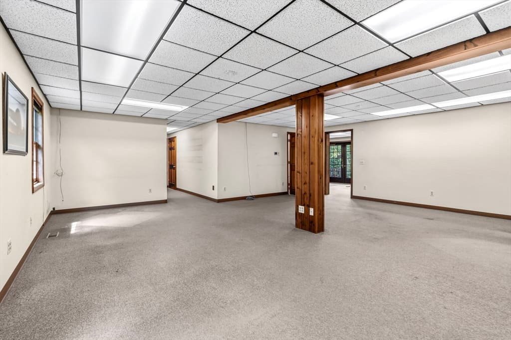 241 College Hwy, Southampton MA 01073 photo 17