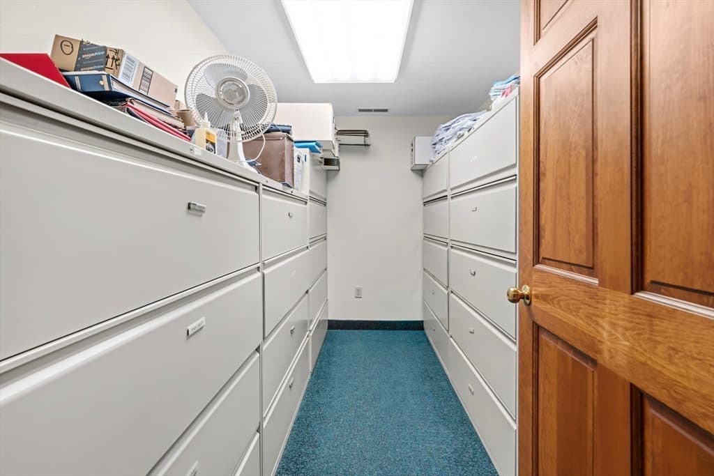 241 College Hwy, Southampton MA 01073 photo 10
