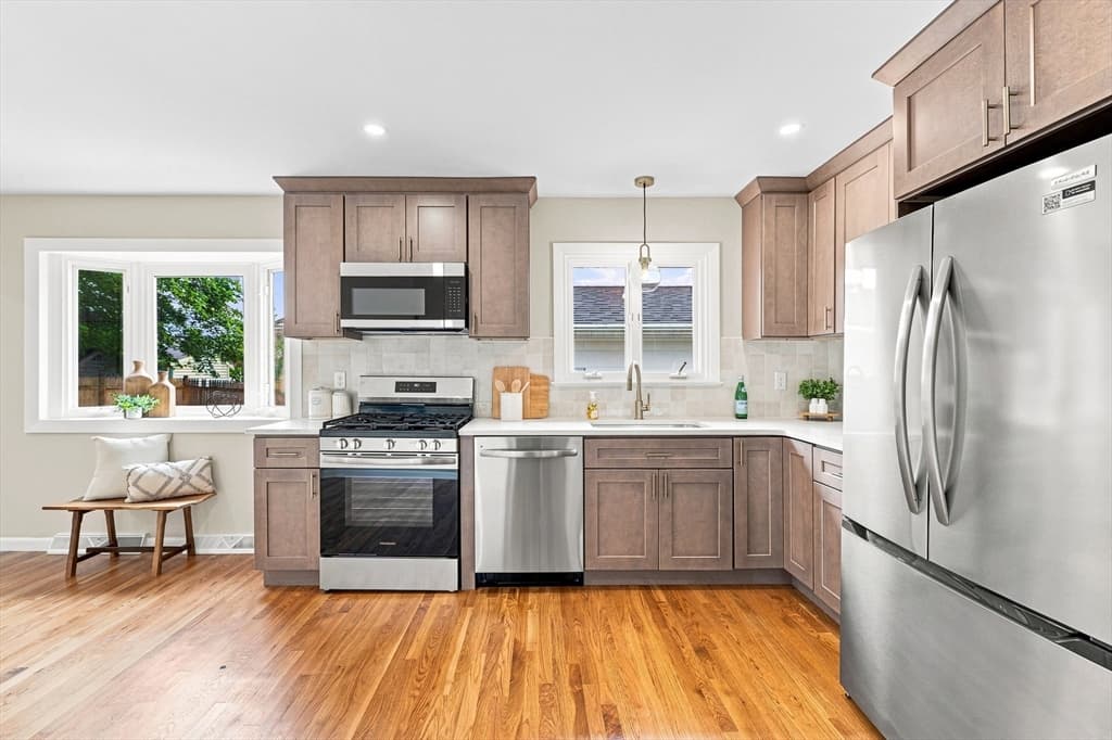 60 Sable Ave, Dartmouth MA 02747 photo 6