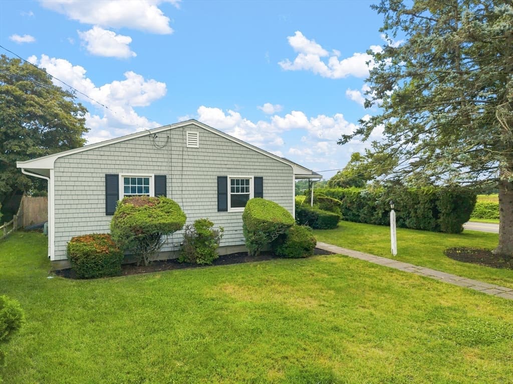60 Sable Ave, Dartmouth MA 02747 photo 28