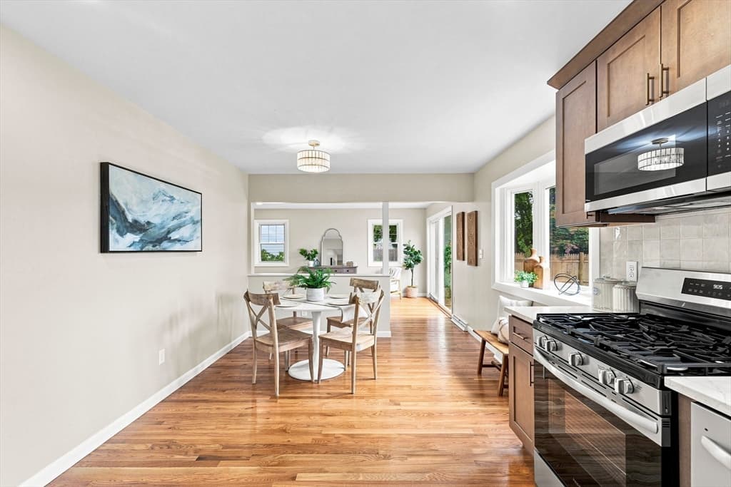 60 Sable Ave, Dartmouth MA 02747 photo 9