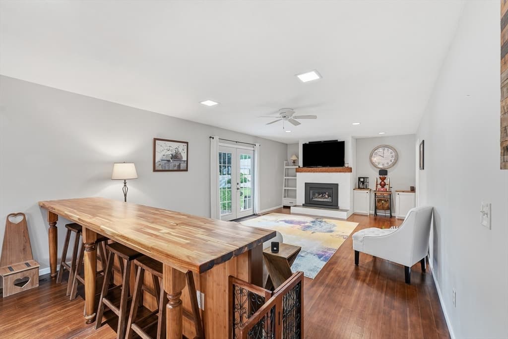 478 Western Ave, Westfield MA 01085 photo 13