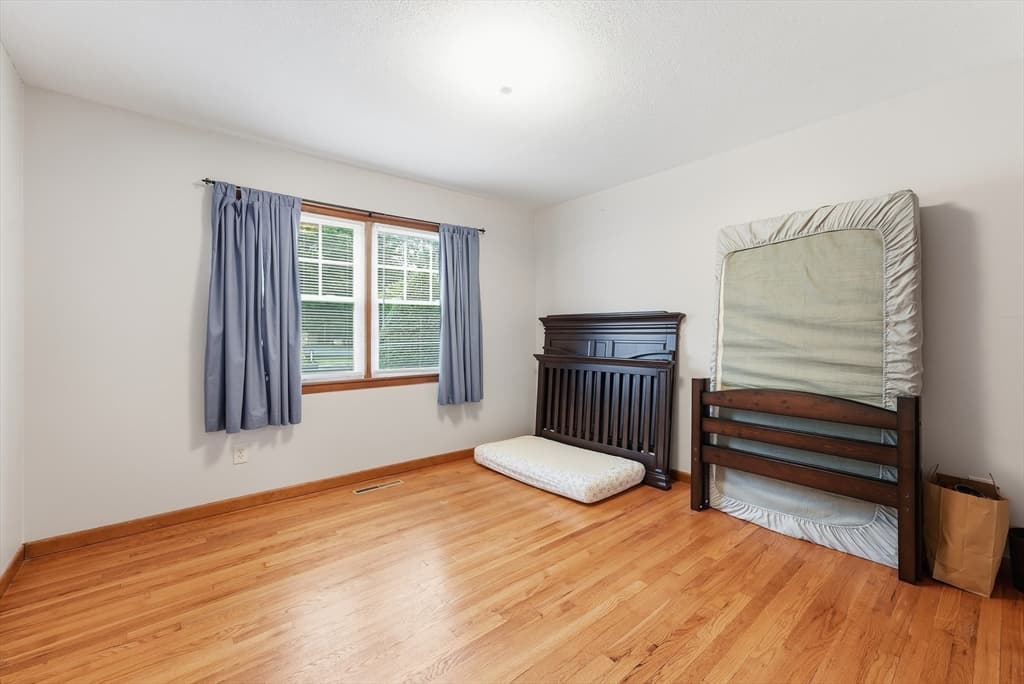 478 Western Ave, Westfield MA 01085 photo 31