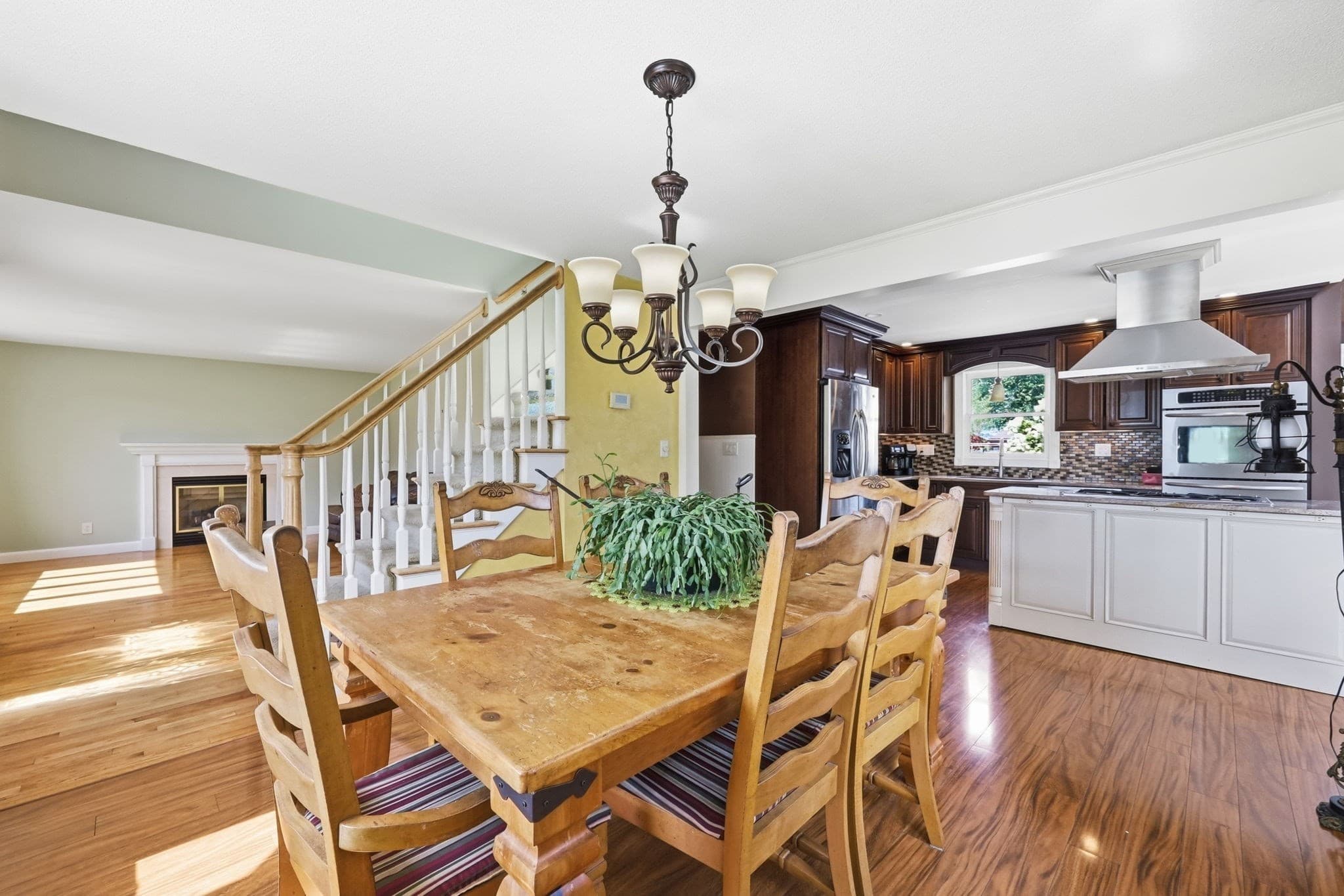 Single Family Residence at 71 Ogden St, Springfield MA 01151, Springfield, photo 11 of 34