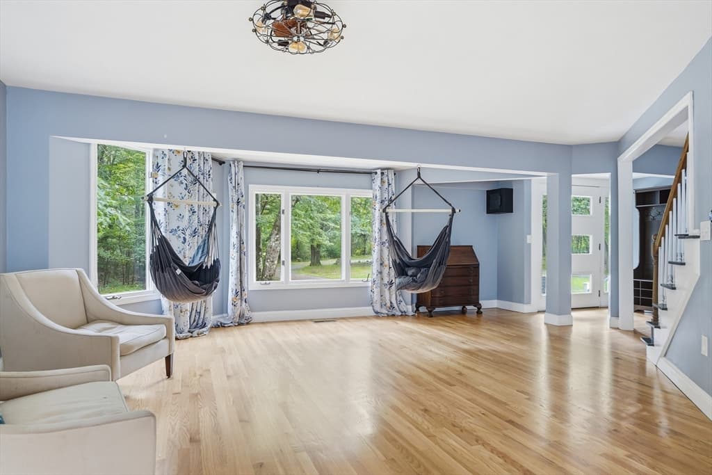 247 Hampstead St, Methuen MA 01844 photo 13