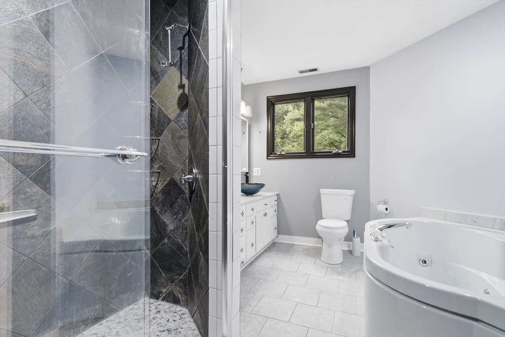 247 Hampstead St, Methuen MA 01844 photo 30