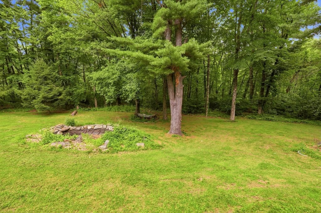 247 Hampstead St, Methuen MA 01844 photo 40
