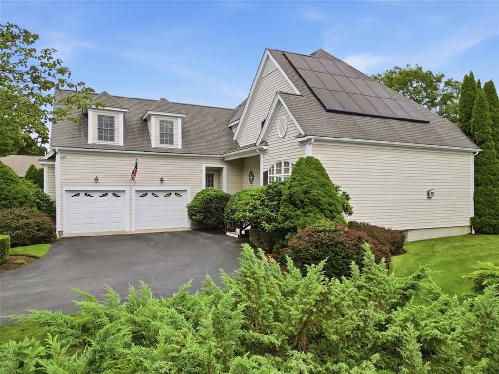 43 White Cliffs Drive, Plymouth MA 02360 photo 2