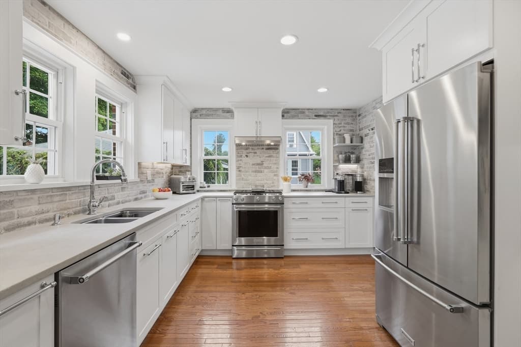 66 Damon Rd, Medford MA 02155 photo 6