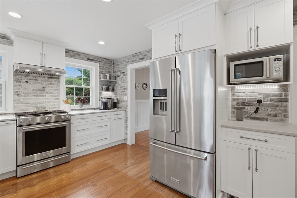 66 Damon Rd, Medford MA 02155 photo 7