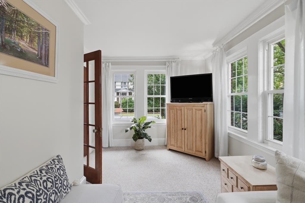 66 Damon Rd, Medford MA 02155 photo 20