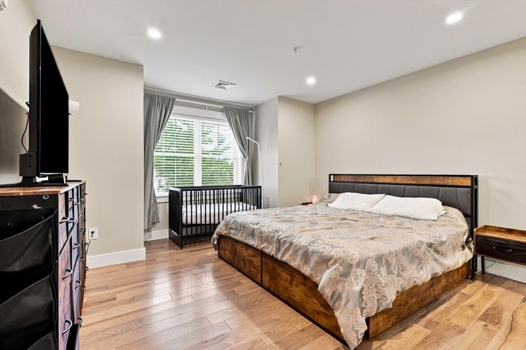 Condominium at 274 Providence Rd # 8, Grafton MA 01560, Grafton, photo 27 of 40