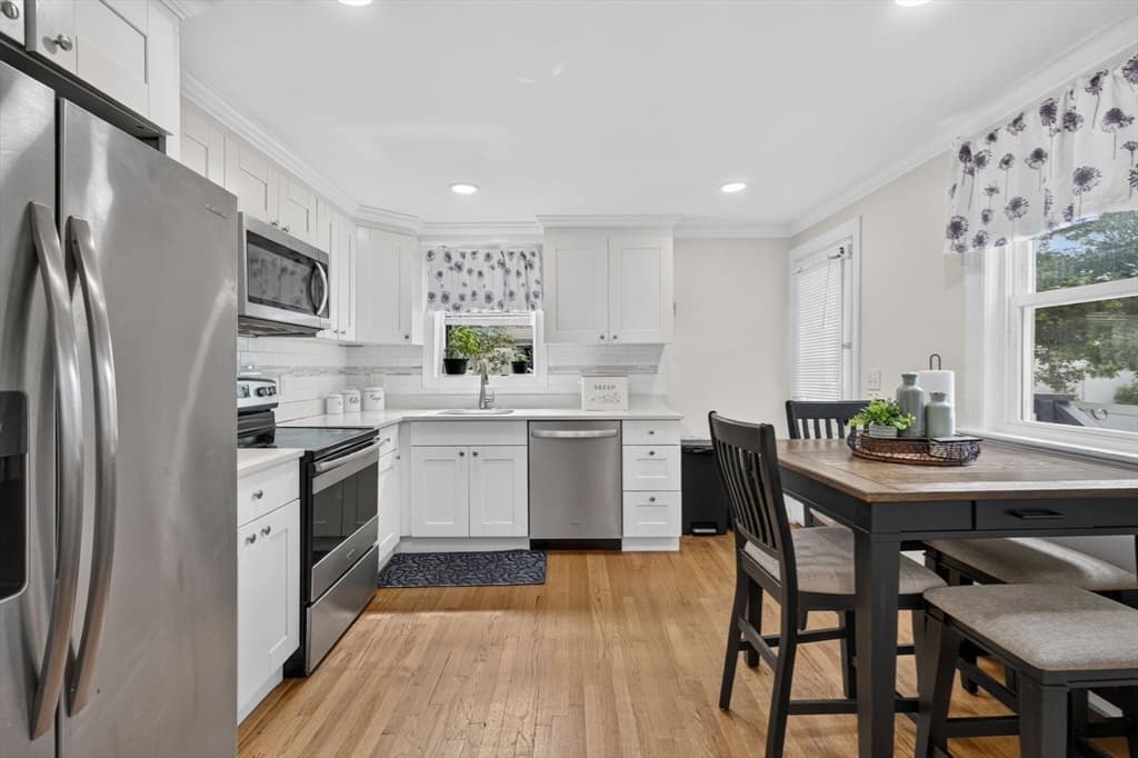 193 Pond St, Randolph MA 02368 photo 5