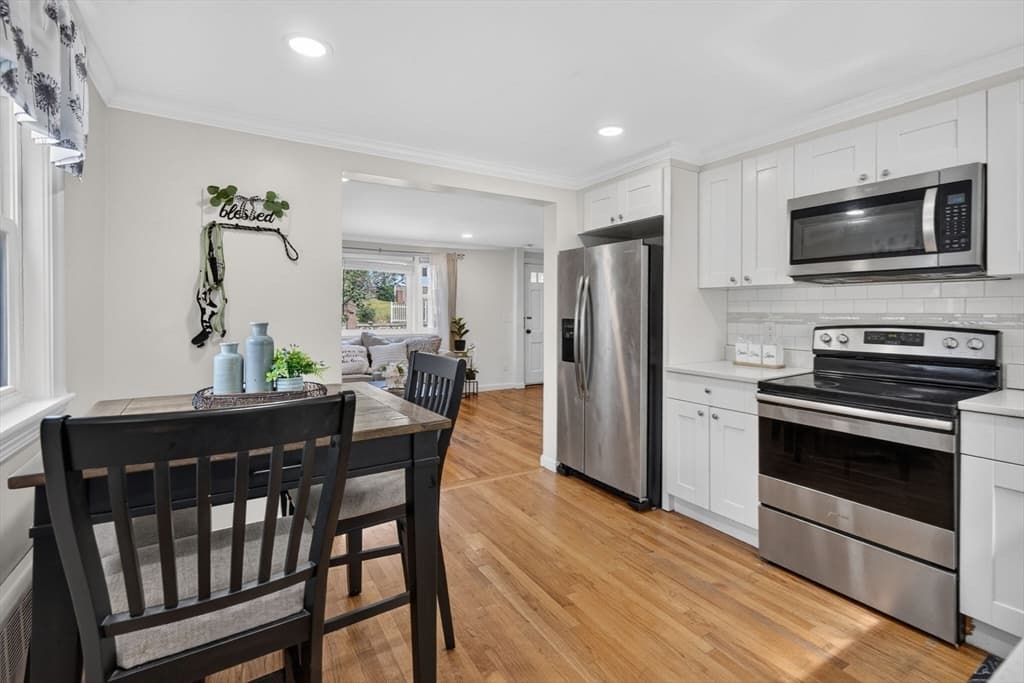 193 Pond St, Randolph MA 02368 photo 4