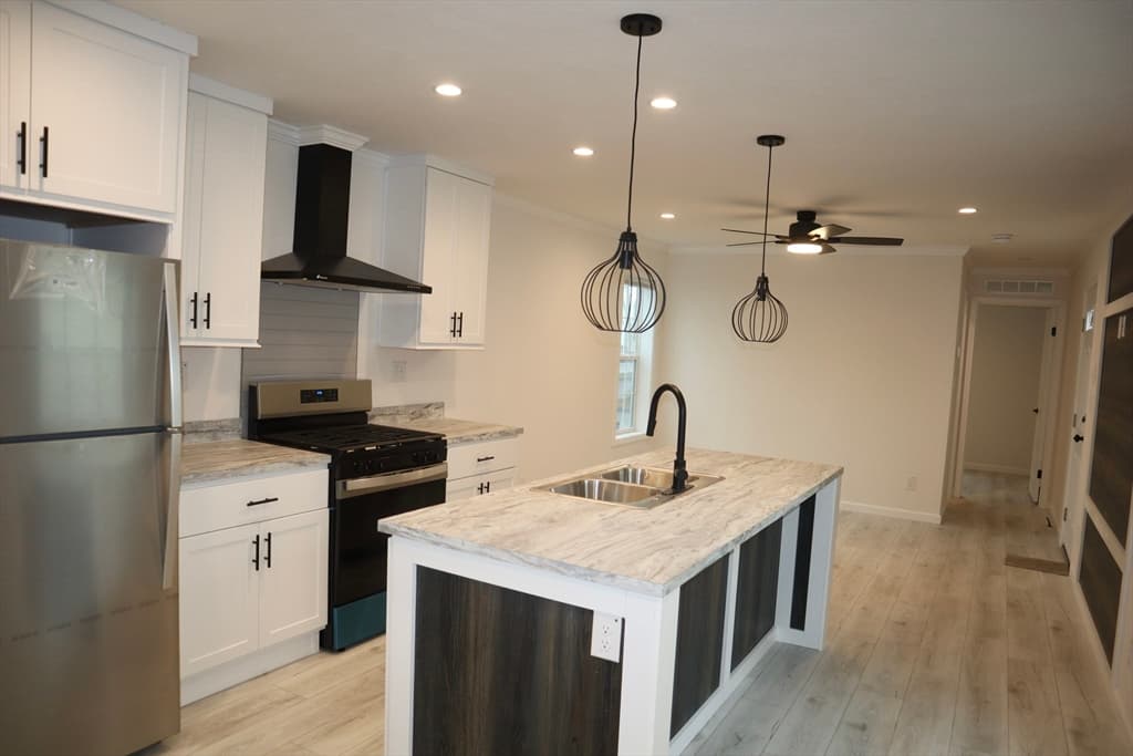 1346 Newport Ave # B22, Attleboro MA 02703 photo 6