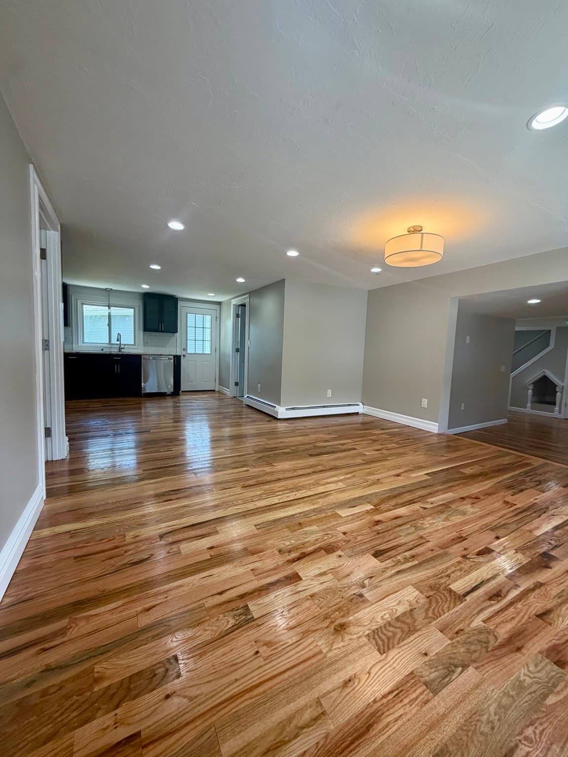Single Family Residence at 5 Rock St, Westport MA 02790, Westport, photo 6 of 27