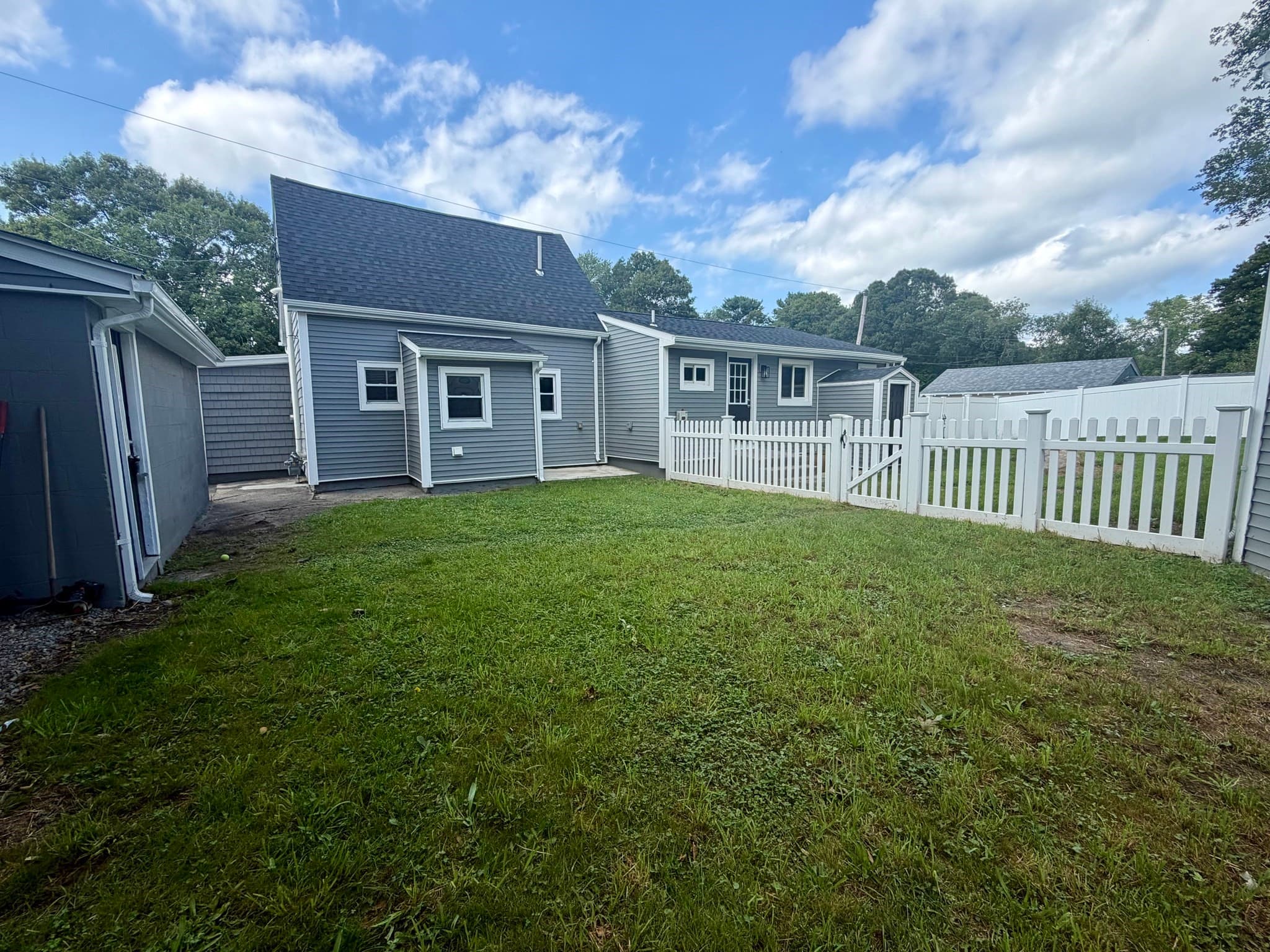 Single Family Residence at 5 Rock St, Westport MA 02790, Westport, photo 24 of 27