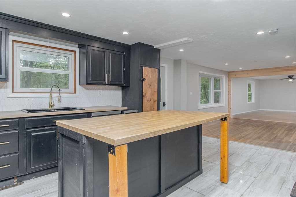 835 Erickson Road, Ashby MA 01431 photo 3