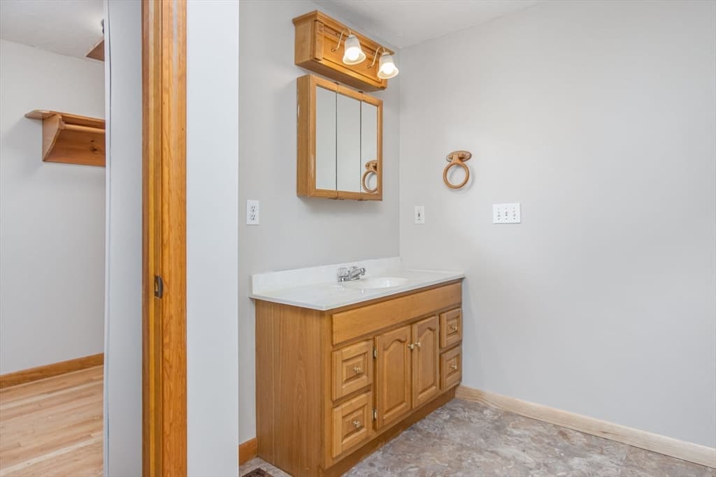835 Erickson Road, Ashby MA 01431 photo 24