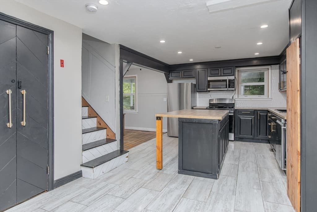 835 Erickson Road, Ashby MA 01431 photo 4