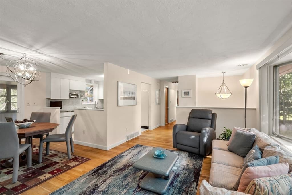 6 Johnson Rd, Sharon MA 02067 photo 6