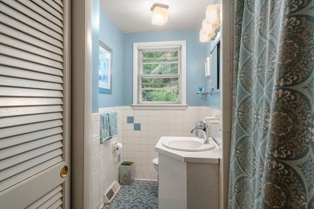 6 Johnson Rd, Sharon MA 02067 photo 13