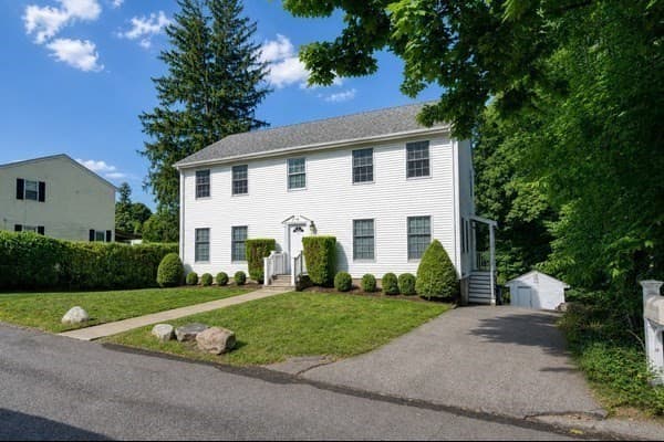 22 Winter St, Holbrook MA 02343 photo 2