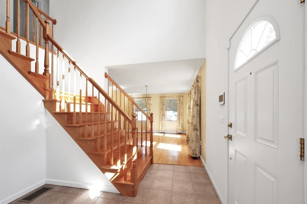 22 Winter St, Holbrook MA 02343 photo 18