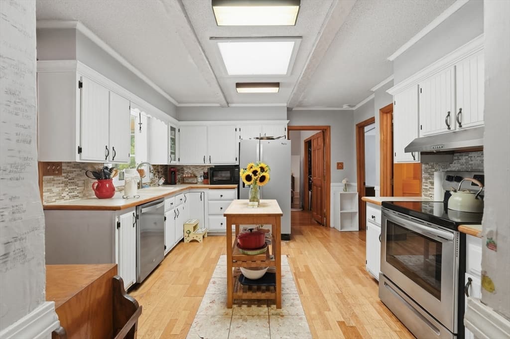 61 Walpole St, Sharon MA 02067 photo 19