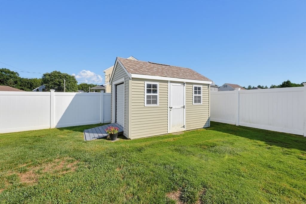 10 Bryan Dr, Taunton MA 02780 photo 26