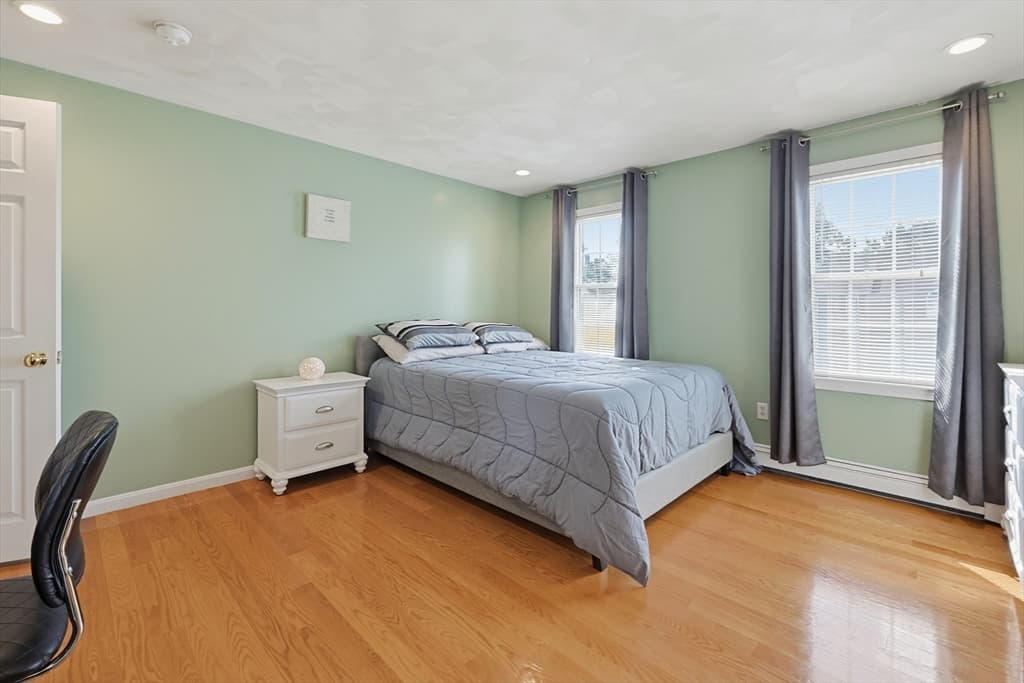 10 Bryan Dr, Taunton MA 02780 photo 11