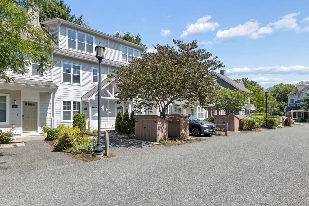 12 Blue Jay Cir # 12, Boston MA 02126 photo 15