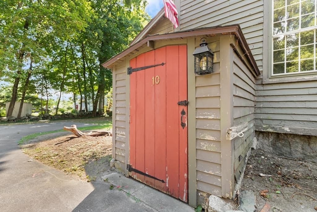 10 Poquanticut Ave, Easton MA 02334 photo 17