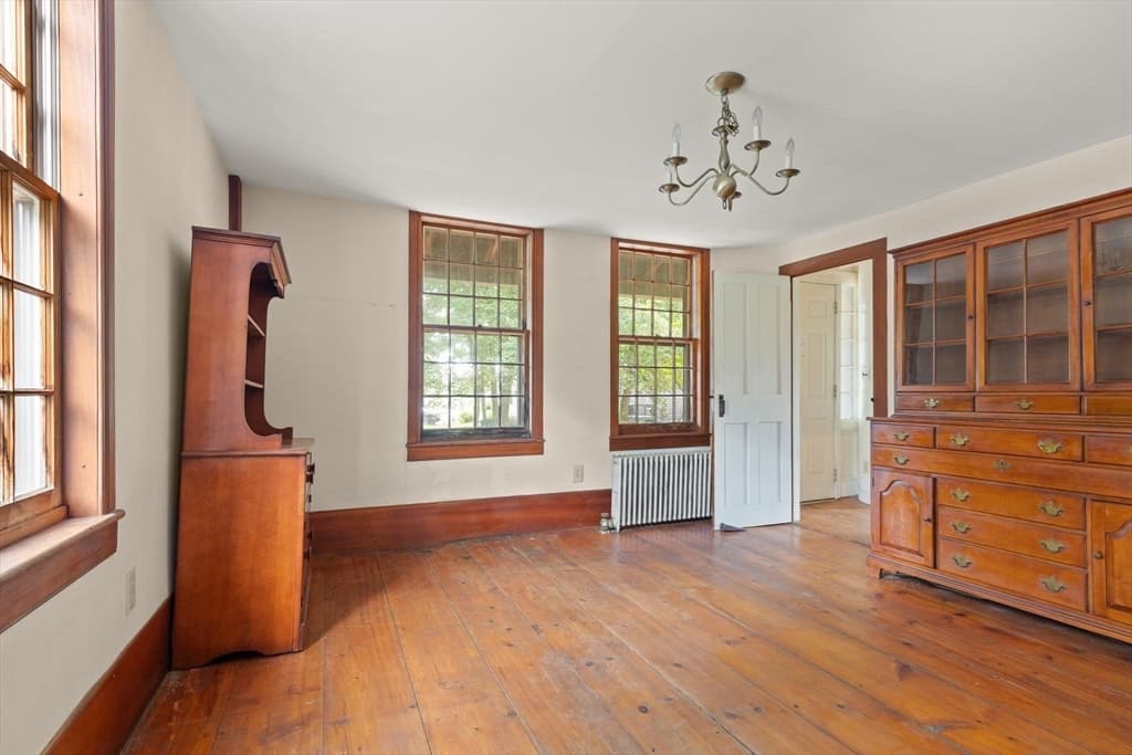 10 Poquanticut Ave, Easton MA 02334 photo 9