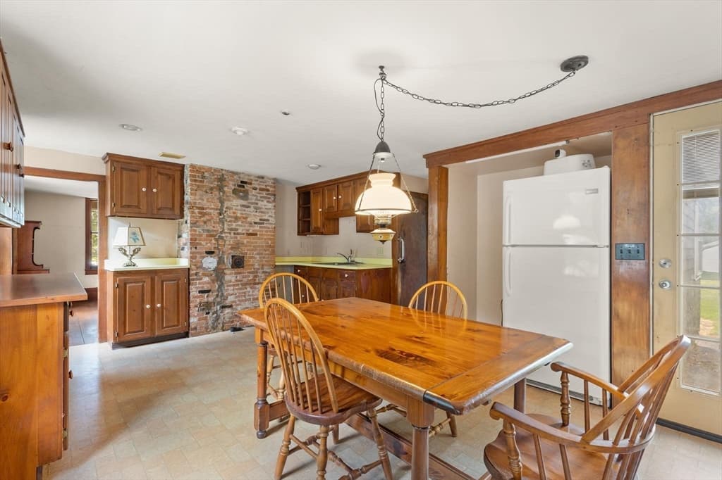 10 Poquanticut Ave, Easton MA 02334 photo 35