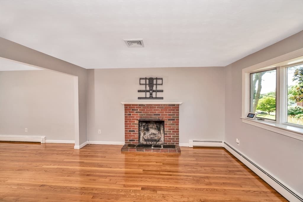 11 Coweeset Dr, Brockton MA 02301 photo 14