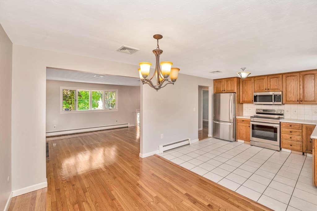 11 Coweeset Dr, Brockton MA 02301 photo 11