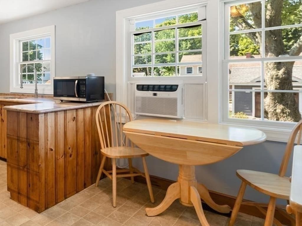 34 Heather St, Beverly MA 01915 photo 6