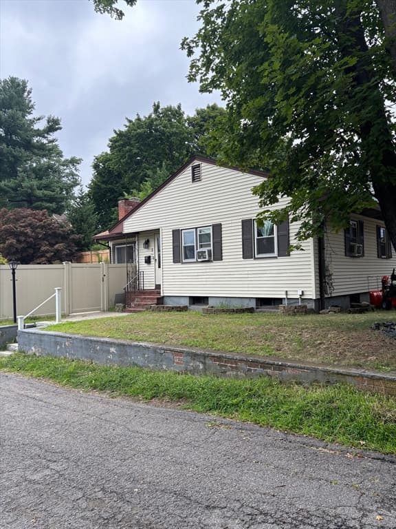 5 Clarner Rd, Lynn MA 01904 photo 2