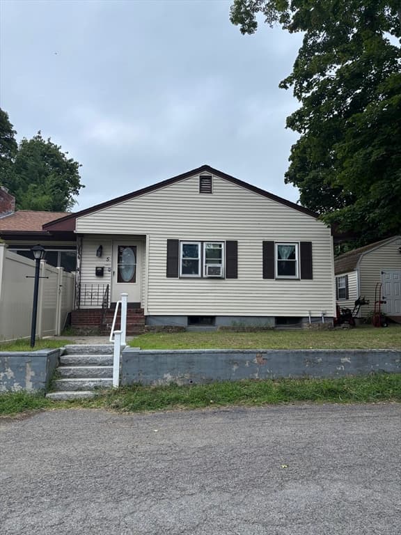 5 Clarner Rd, Lynn MA 01904